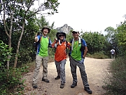 PB080027.JPG (468563 bytes)