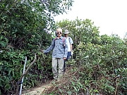 PB220024.JPG (562487 bytes)