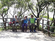 PB220039.JPG (537226 bytes)