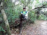 PC060040.JPG (508636 bytes)