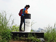 P4240032.JPG (310062 bytes)