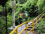 P7100005.JPG (642067 bytes)