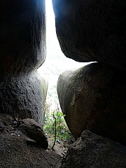 P7100179.JPG (306100 bytes)