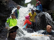 pic_Wai_087.jpg (364390 bytes)