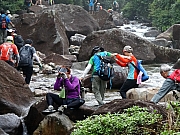 P8280027.JPG (438774 bytes)