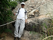 PB130146.JPG (581142 bytes)