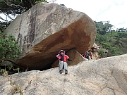 PB130186.JPG (480952 bytes)
