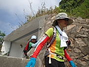 PB130216.JPG (337142 bytes)