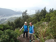 PB200055.JPG (358716 bytes)