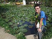 PB200066.JPG (461743 bytes)