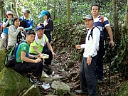 PB270047.JPG (399863 bytes)