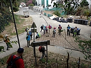 PC180051.JPG (495343 bytes)