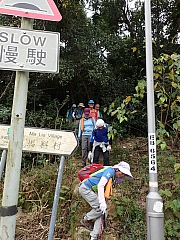 PC180058.JPG (499096 bytes)