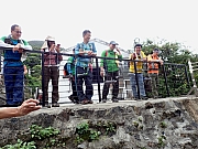 P4230108.JPG (414128 bytes)