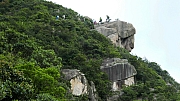 pic_KW_Liu_003.JPG (300878 bytes)