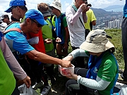 P8130033.JPG (336229 bytes)