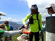 P8130034.JPG (268898 bytes)