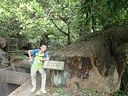 P8200008.JPG (558052 bytes)