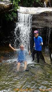 pic_Billy_Lau_066.jpg (378883 bytes)