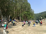 PA290089.JPG (584230 bytes)