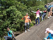PB050072.JPG (710454 bytes)