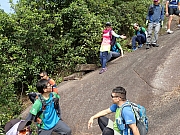PB050077.JPG (743566 bytes)