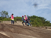PB050086.JPG (400839 bytes)