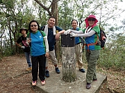 PB120022.JPG (650123 bytes)