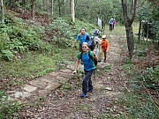 PB190009.JPG (773903 bytes)