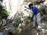 PC030023.JPG (611632 bytes)