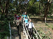 PC030068.JPG (671861 bytes)
