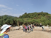 PC100053.JPG (449765 bytes)