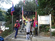 PC240006.JPG (538824 bytes)