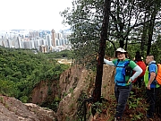 P1070018.JPG (567594 bytes)