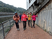 P1280009.JPG (404452 bytes)
