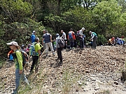 P4080046.JPG (898964 bytes)