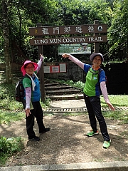 P8050051.JPG (665386 bytes)