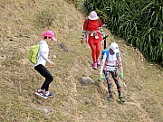 PB080133.JPG (872498 bytes)