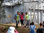 PB150043.JPG (680722 bytes)