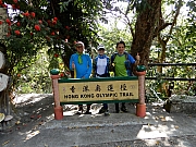 PB290050.JPG (679700 bytes)