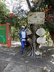 PB290053.JPG (658067 bytes)