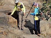PB290075.JPG (742576 bytes)
