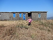 PC060053.JPG (691999 bytes)