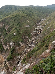 PC130089.JPG (685101 bytes)