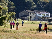 PC270043.JPG (692509 bytes)