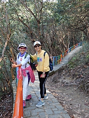 P2140036.JPG (706906 bytes)