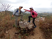 P2280067.JPG (723434 bytes)