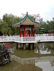 P2280112.JPG (511638 bytes)