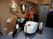 P5230118.jpg (445134 bytes)