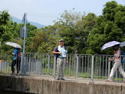 P7250048.JPG (544473 bytes)